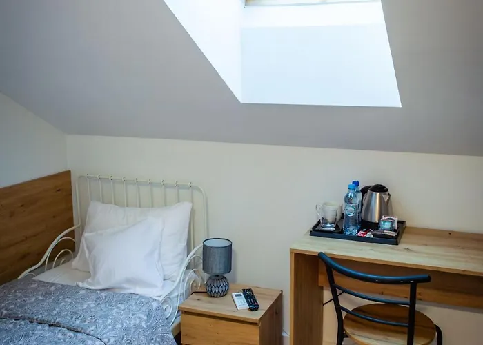 Gas - Gosciniec Sami Swoi * Antonie