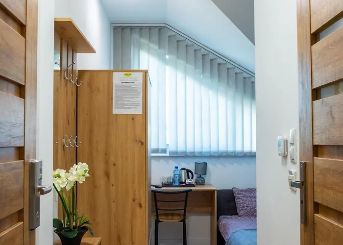 Gas - Gosciniec Sami Swoi * Antonie